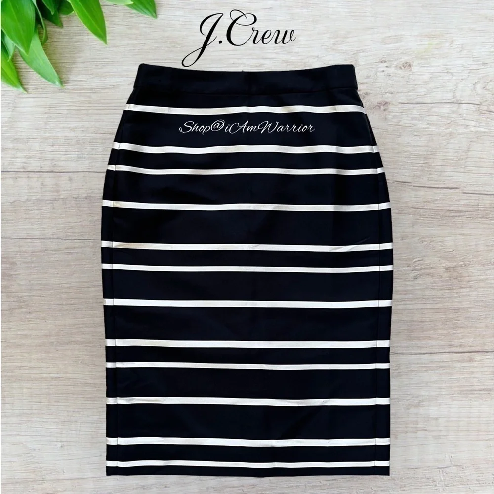 J.Crew navy blue & off white banded striped sleek pencil skirt *shop@iamwarrior